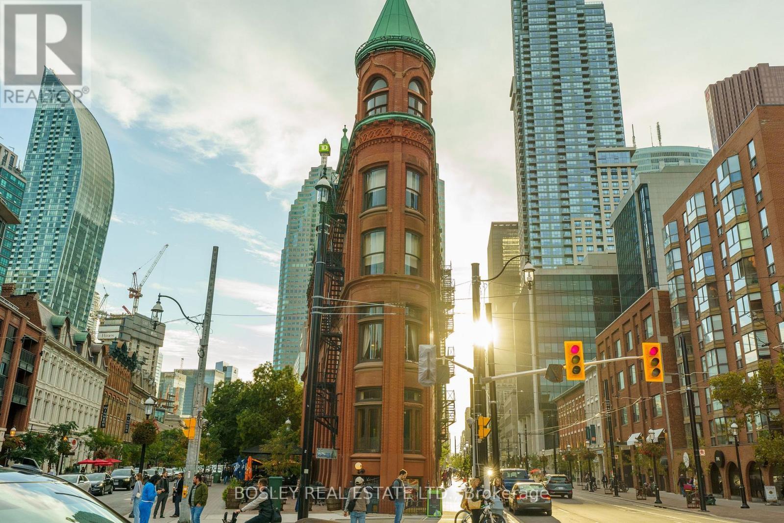 Ph1203 - 55 Front Street E, Toronto, ON - Outdoor With Facade