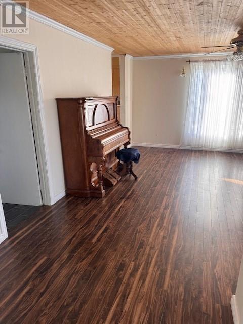 34 Legion Road, Eastport, NL - Indoor Photo Showing Other Room