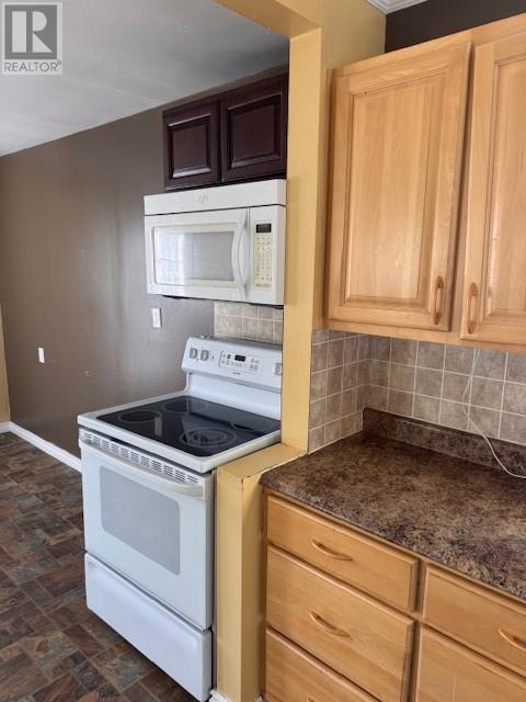 34 Legion Road, Eastport, NL - Indoor Photo Showing Kitchen