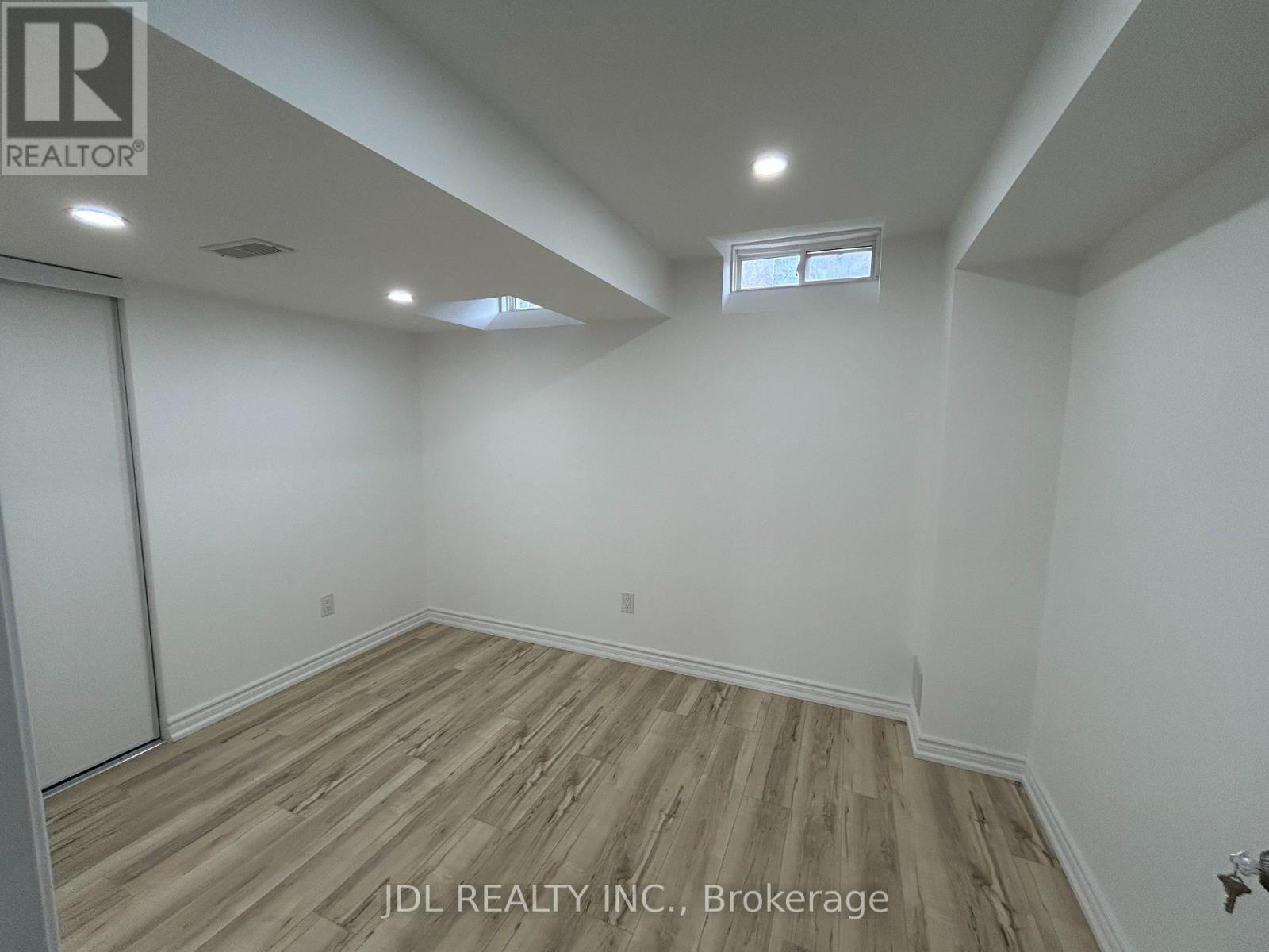 Bsmt - 22 Bern Street, Markham, ON - Indoor Photo Showing Other Room