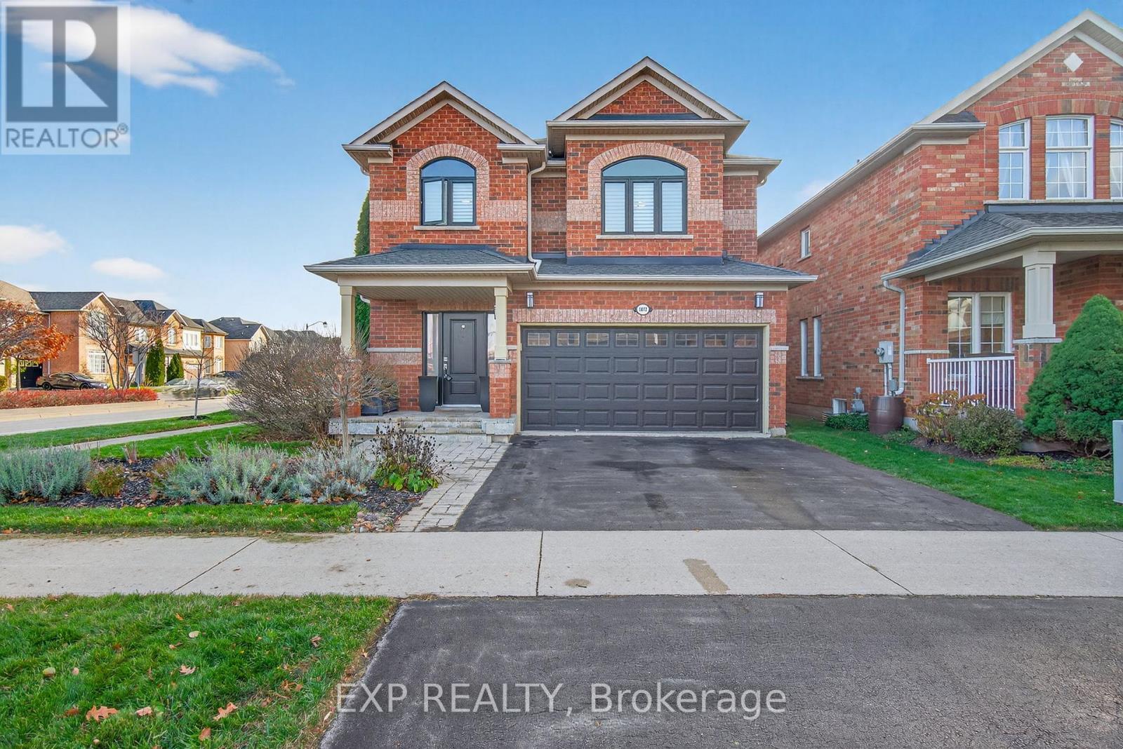 5612 Blue Spruce Avenue, Burlington, ON - Outdoor With Facade