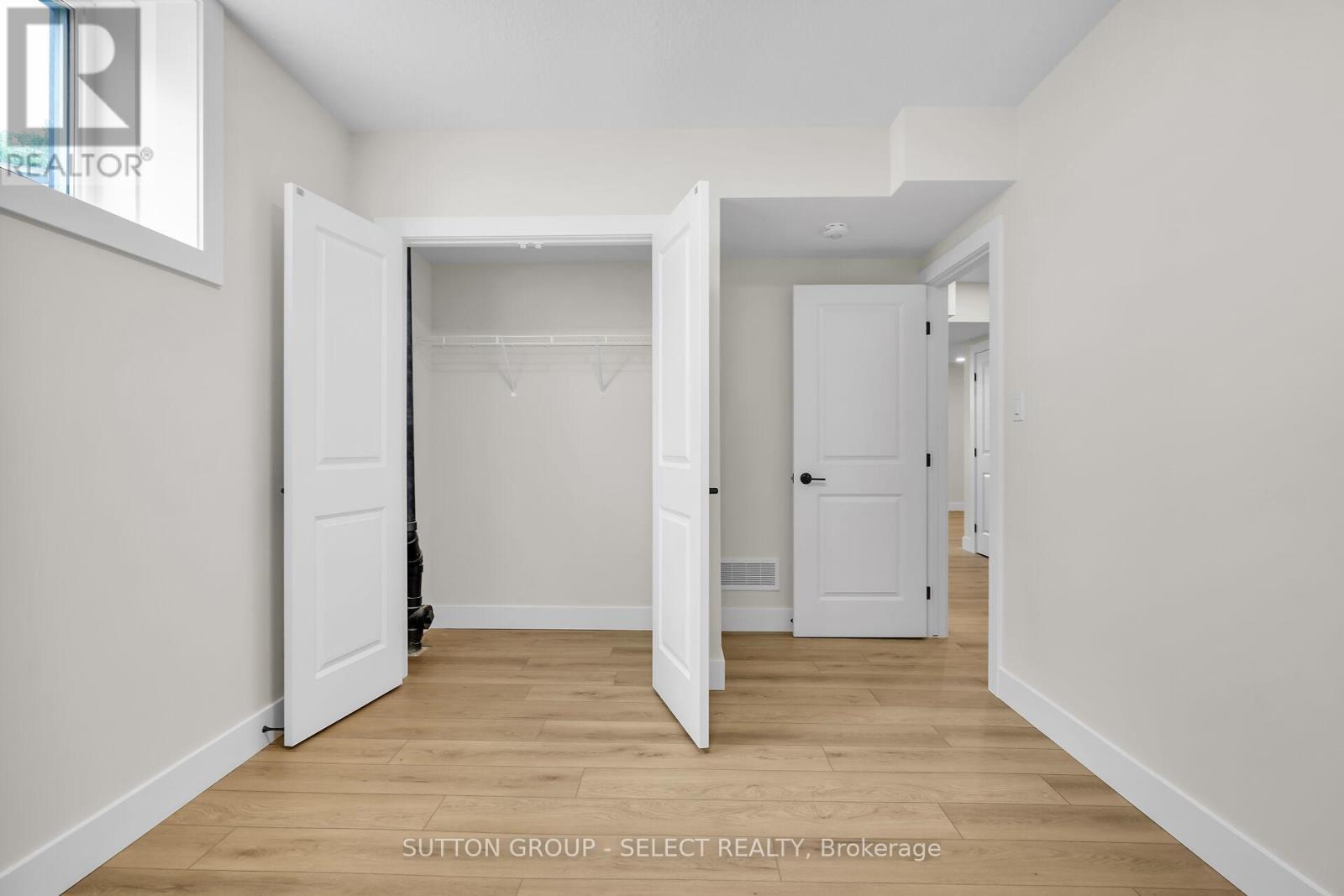 50 Royal Crescent, Southwold, ON - Indoor Photo Showing Other Room