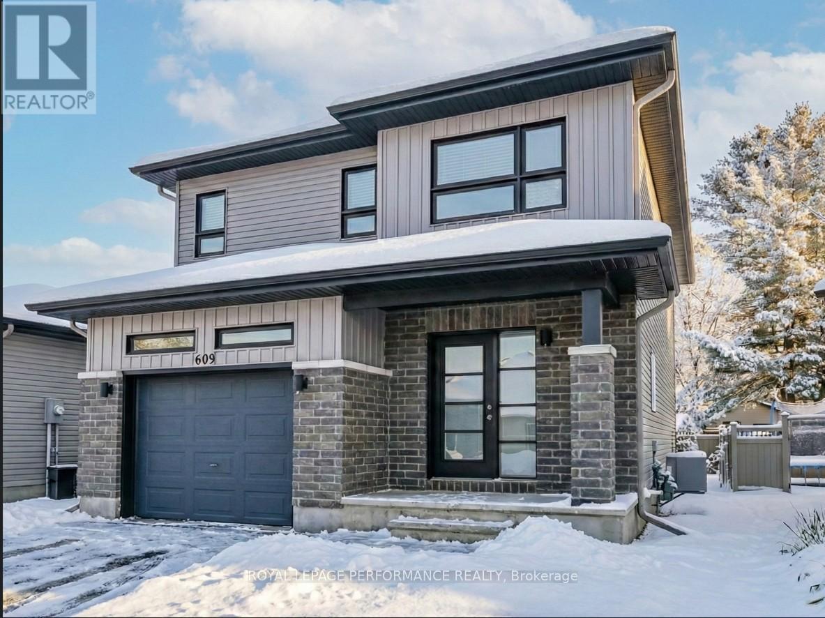 609 Robert Street, Clarence-Rockland, ON - Outdoor