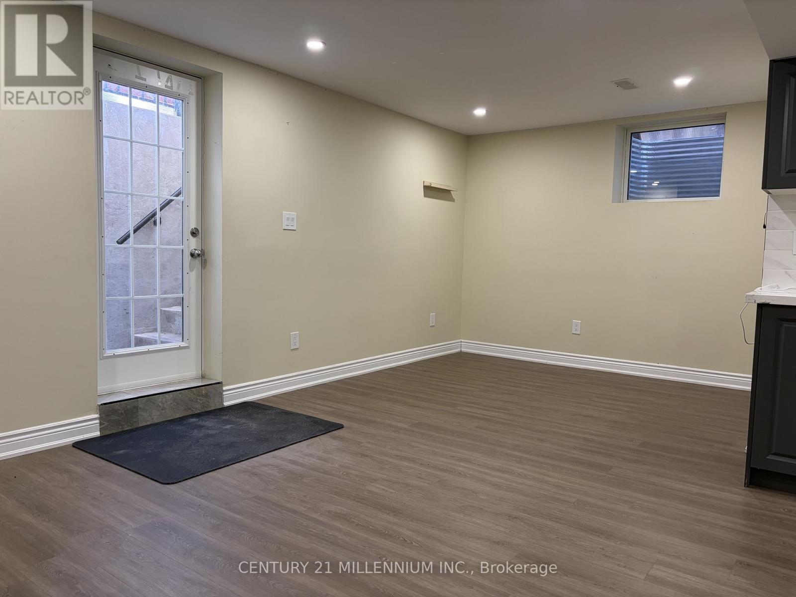 40 Houghton Street, Cambridge, ON - Indoor