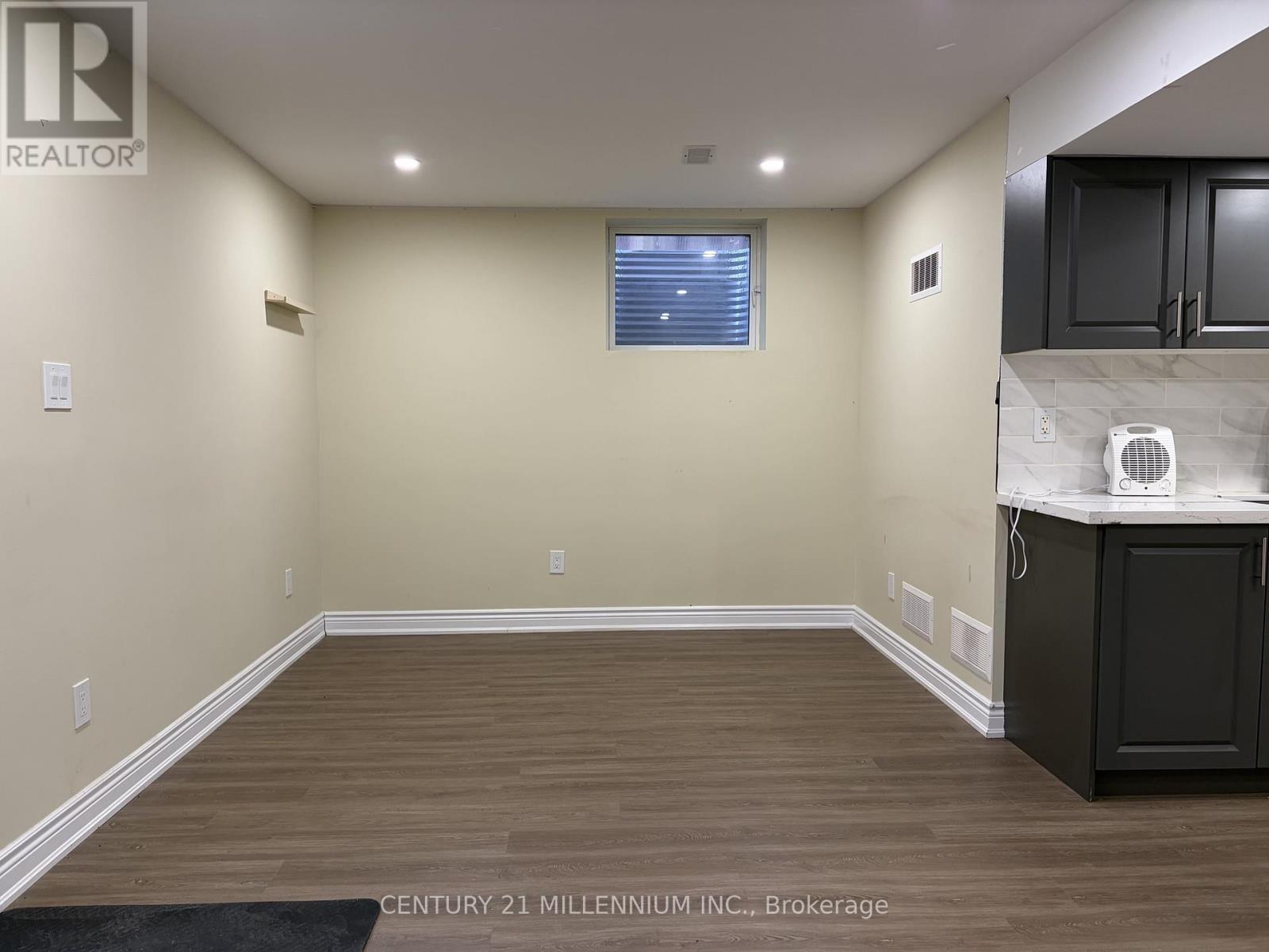 40 Houghton Street, Cambridge, ON - Indoor