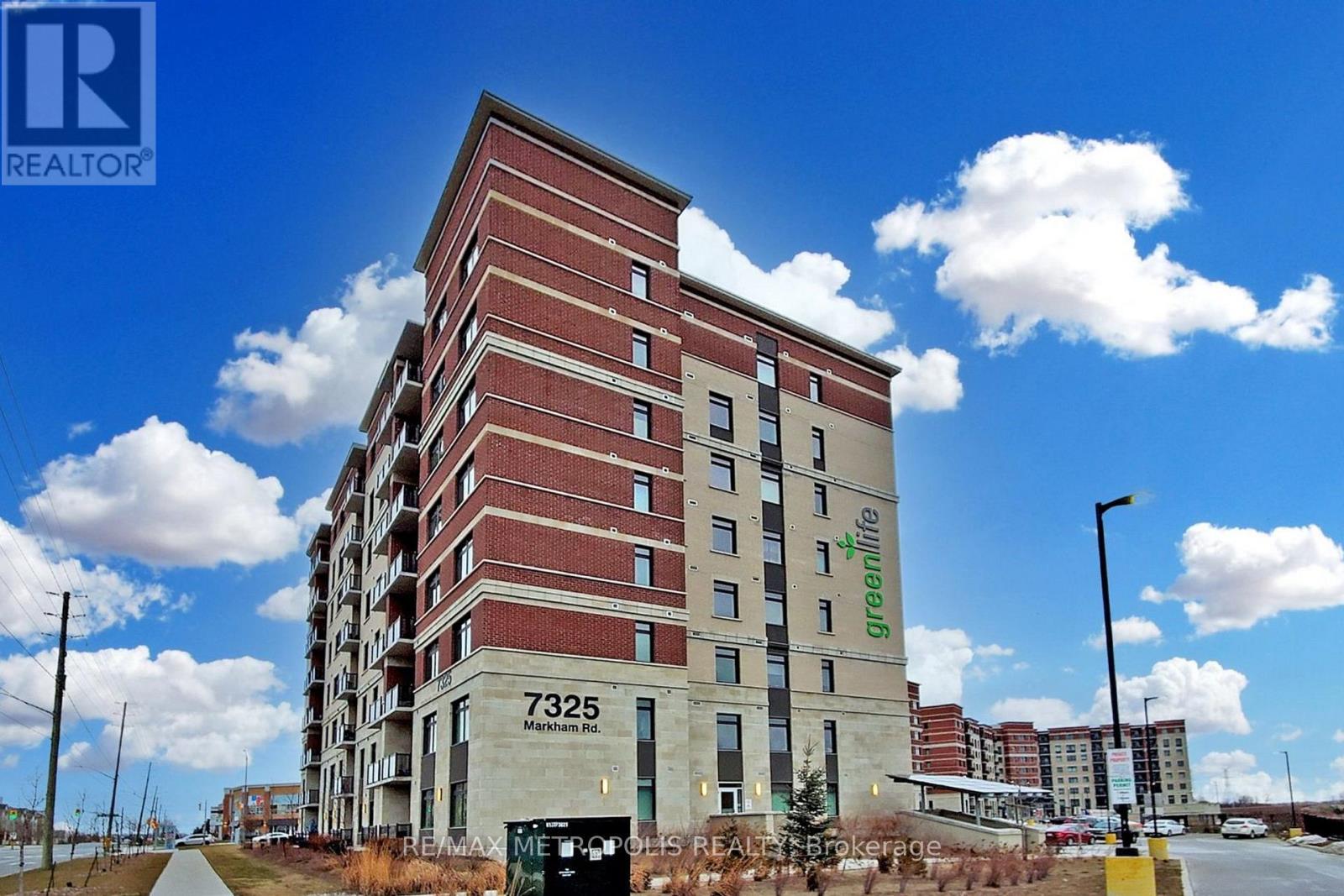 816 - 7325 Markham Road, Markham, ON - Outdoor With Facade