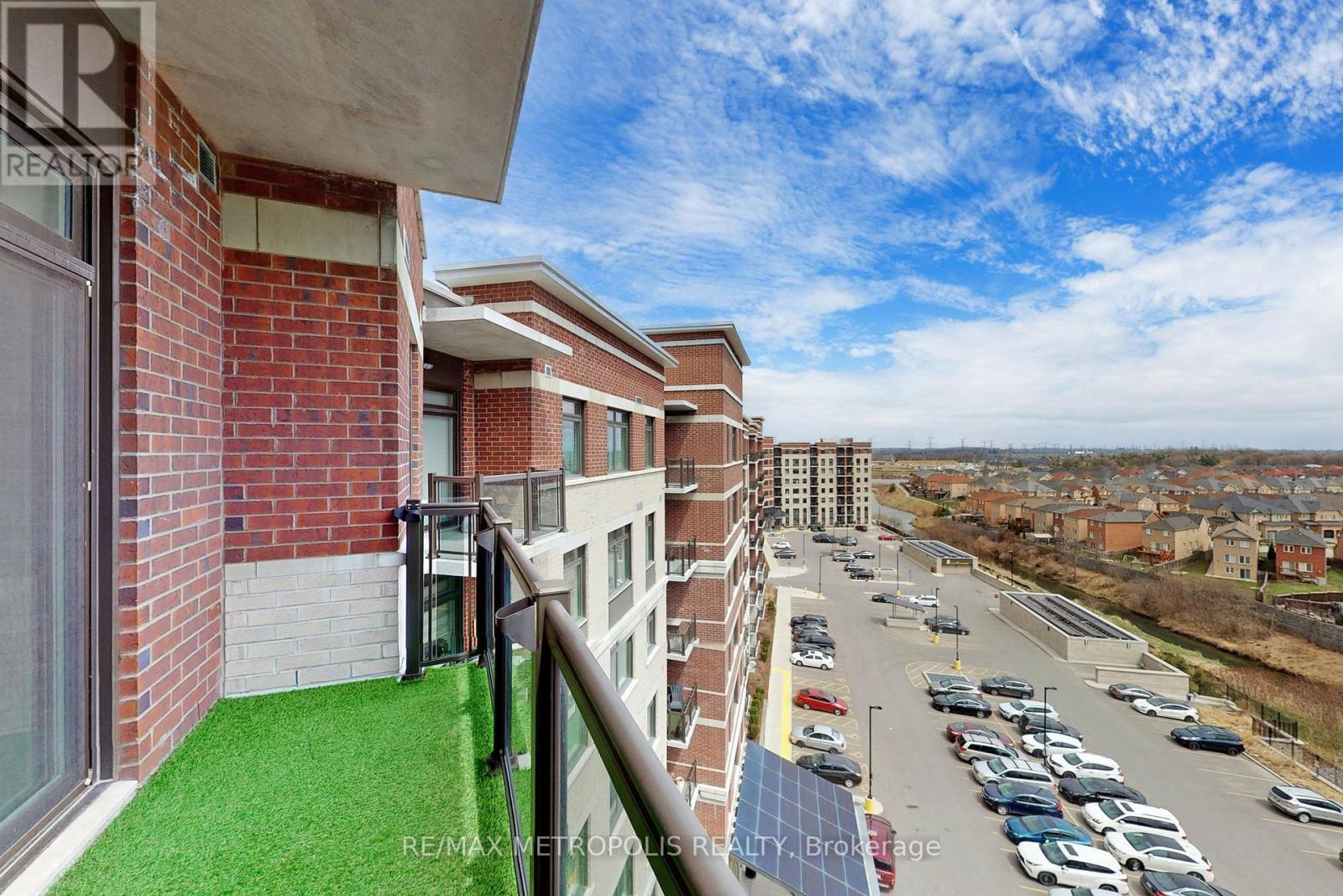816 - 7325 Markham Road, Markham, ON - Outdoor