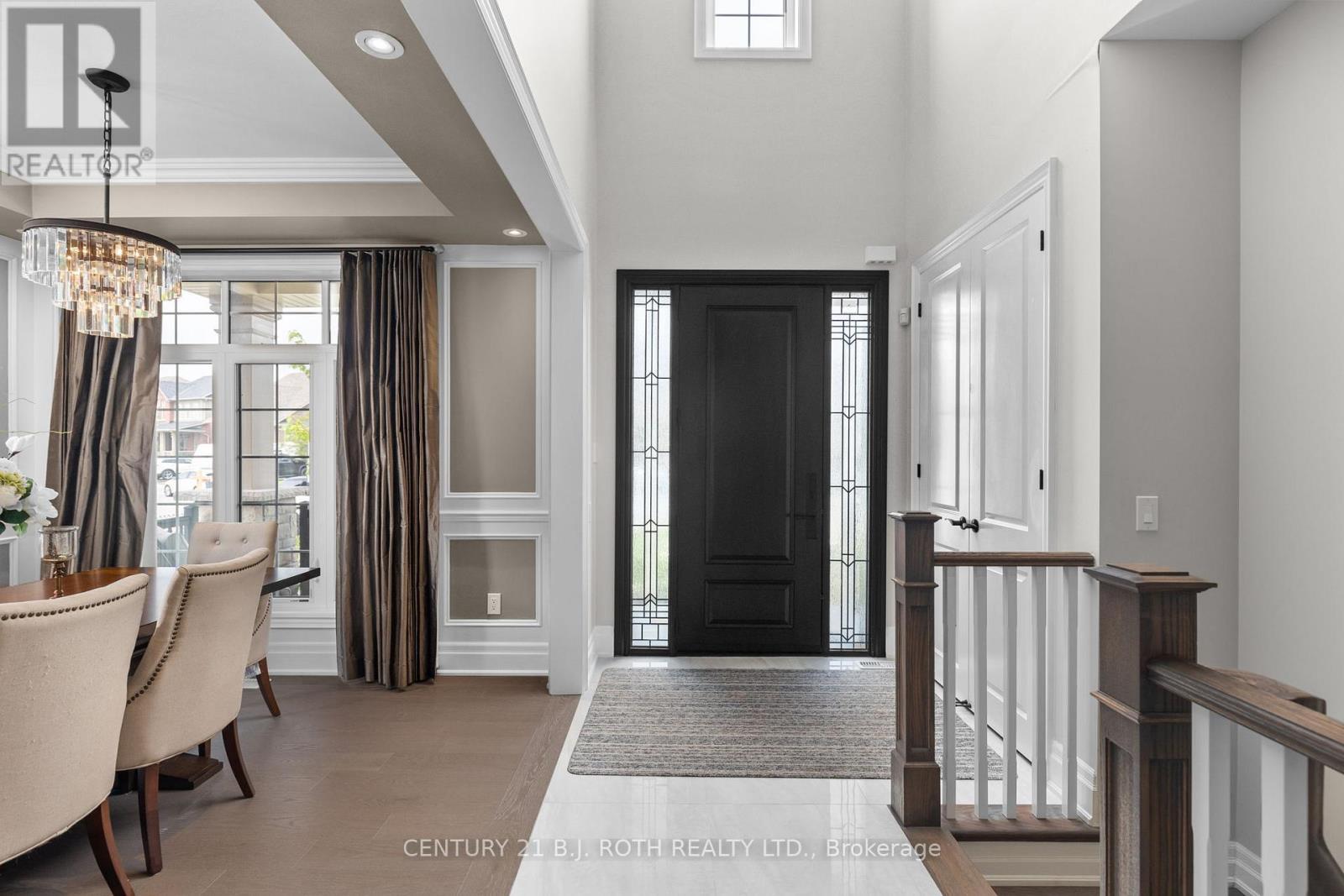 3 Cameron Street, Springwater, ON - Indoor Photo Showing Other Room