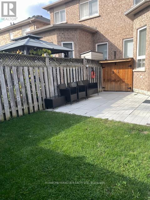 3480 Fountain Park Avenue, Mississauga, ON - Outdoor