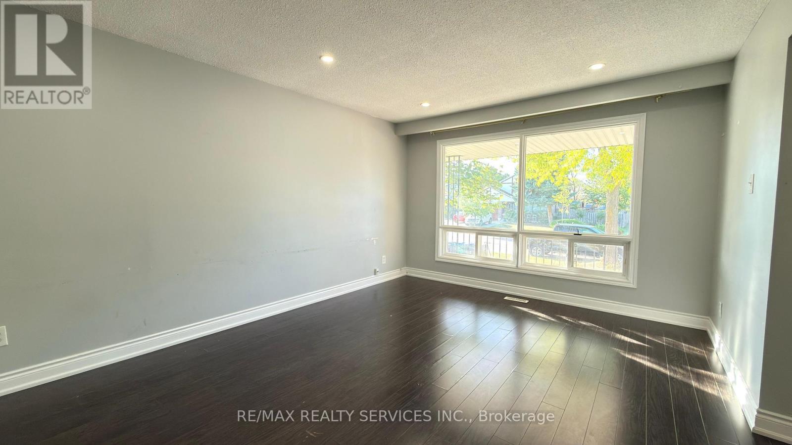 7684 Netherwood Road, Mississauga, ON - Indoor Photo Showing Other Room