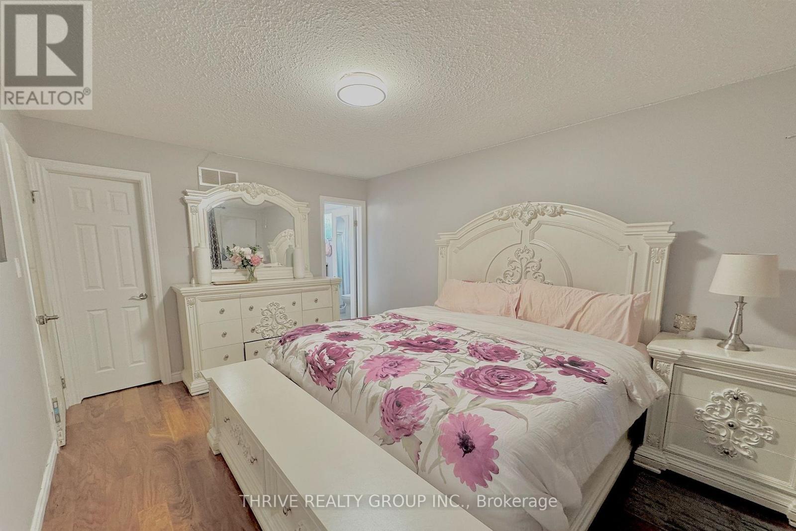Upper - 1608 Evans Boulevard, London South (South U), ON - Indoor Photo Showing Bedroom