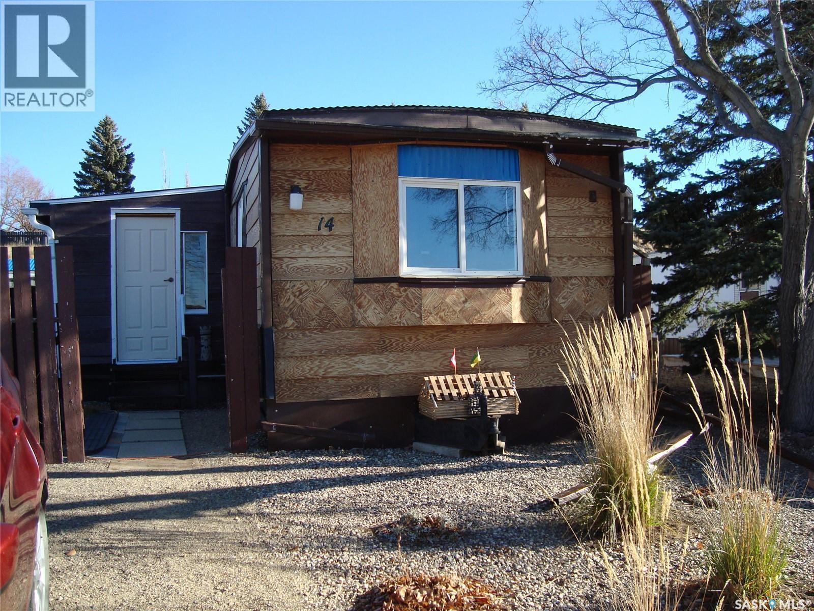 14 701 11Th Avenue Nw, Swift Current, SK