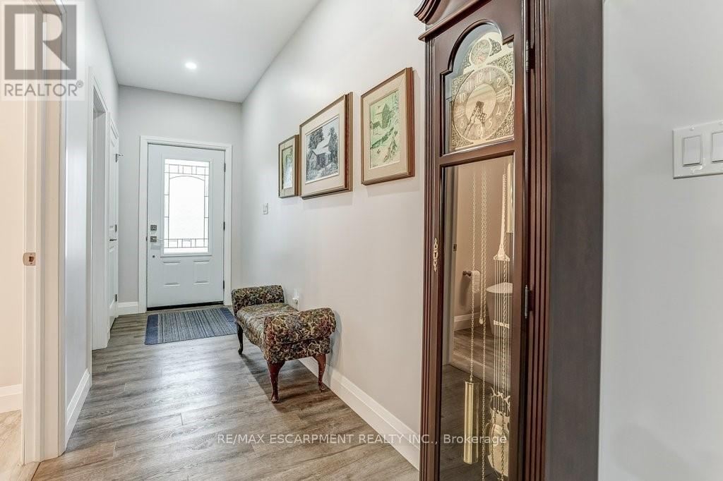 273 Queen Street W, North Perth, ON - Indoor Photo Showing Other Room