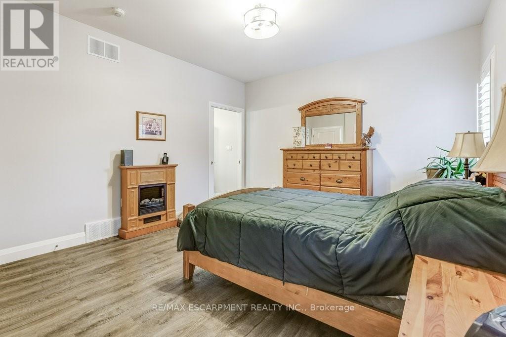 273 Queen Street W, North Perth, ON - Indoor Photo Showing Bedroom