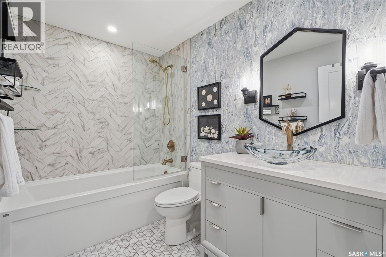 3117 Ortona Street, Saskatoon, SK - Indoor Photo Showing Bathroom