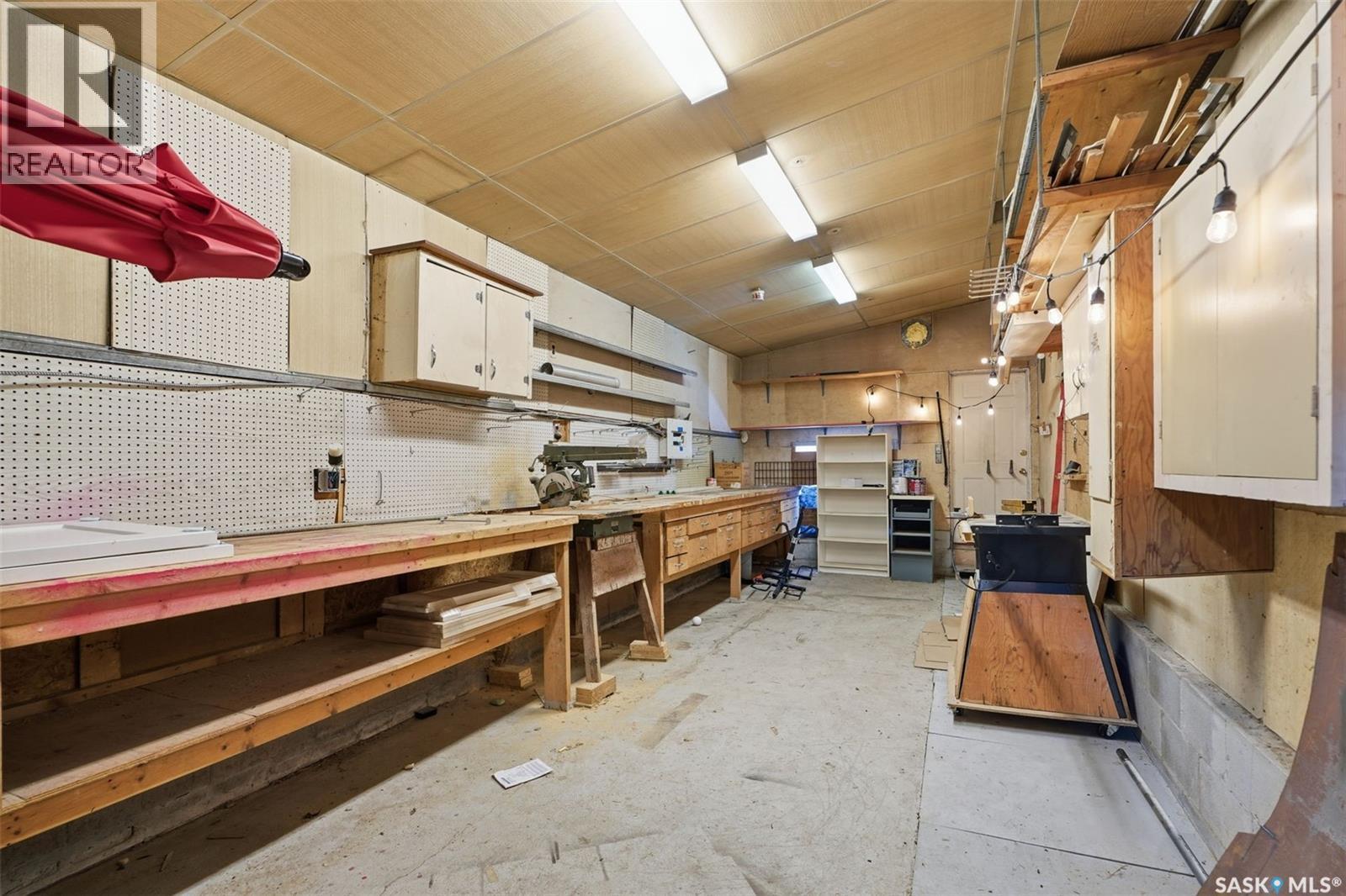 3117 Ortona Street, Saskatoon, SK - Indoor