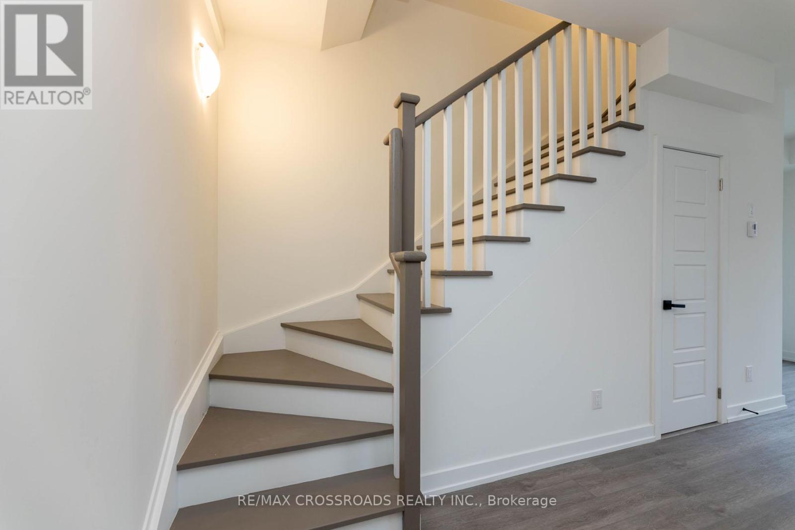 Th47 - 861 Sheppard Avenue W, Toronto, ON - Indoor Photo Showing Other Room