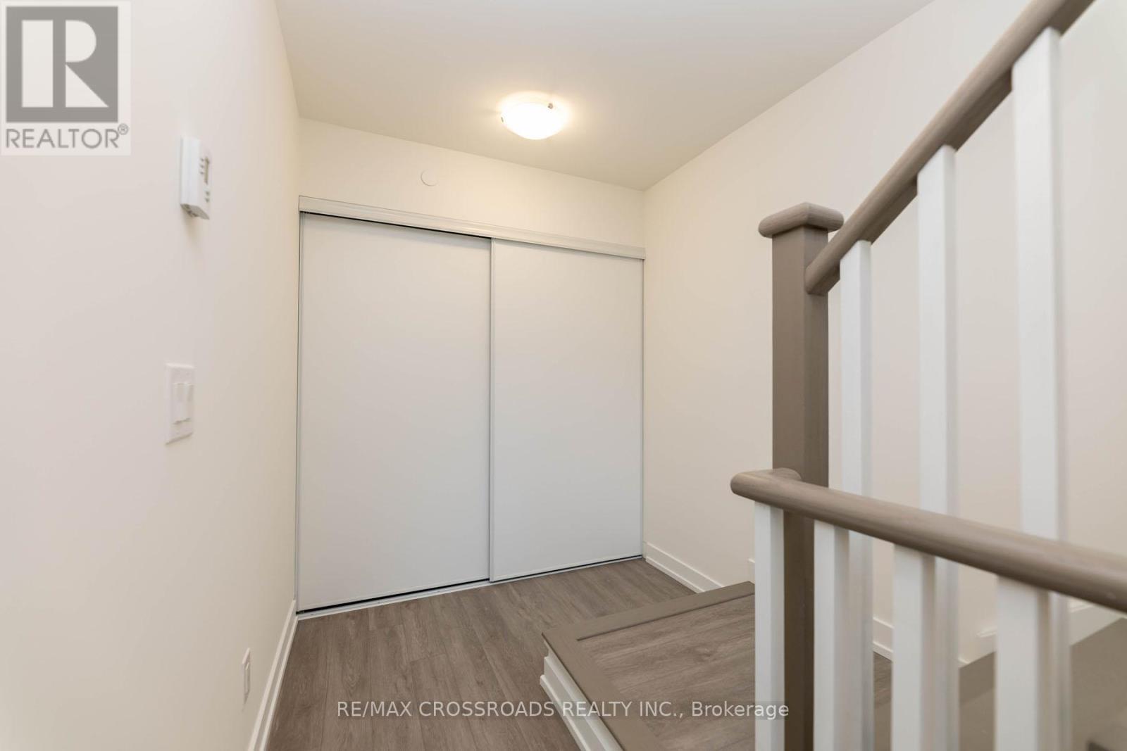 Th47 - 861 Sheppard Avenue W, Toronto, ON - Indoor Photo Showing Other Room