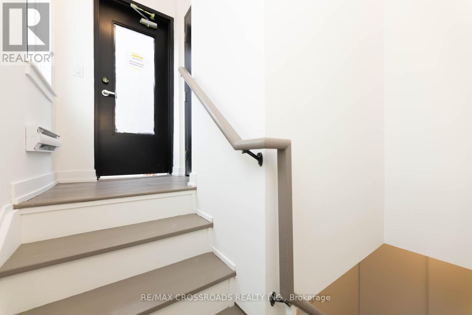 Th47 - 861 Sheppard Avenue W, Toronto, ON - Indoor Photo Showing Other Room