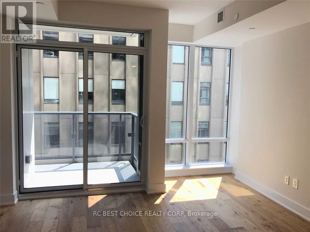 708 - 88 Cumberland Street, Toronto, ON - Indoor Photo Showing Other Room