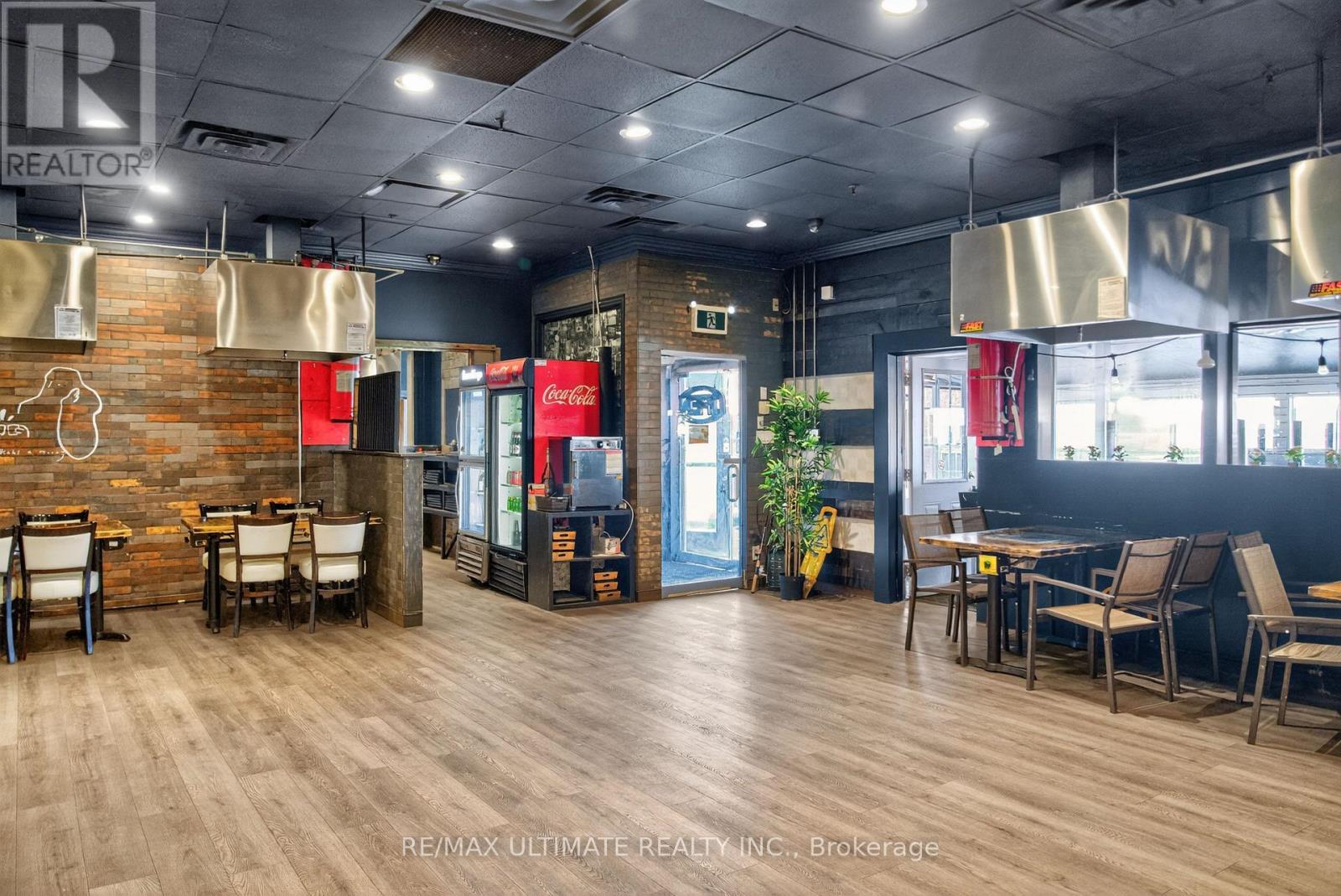 2A & 2B - 100 Steeles Avenue W, Vaughan, ON