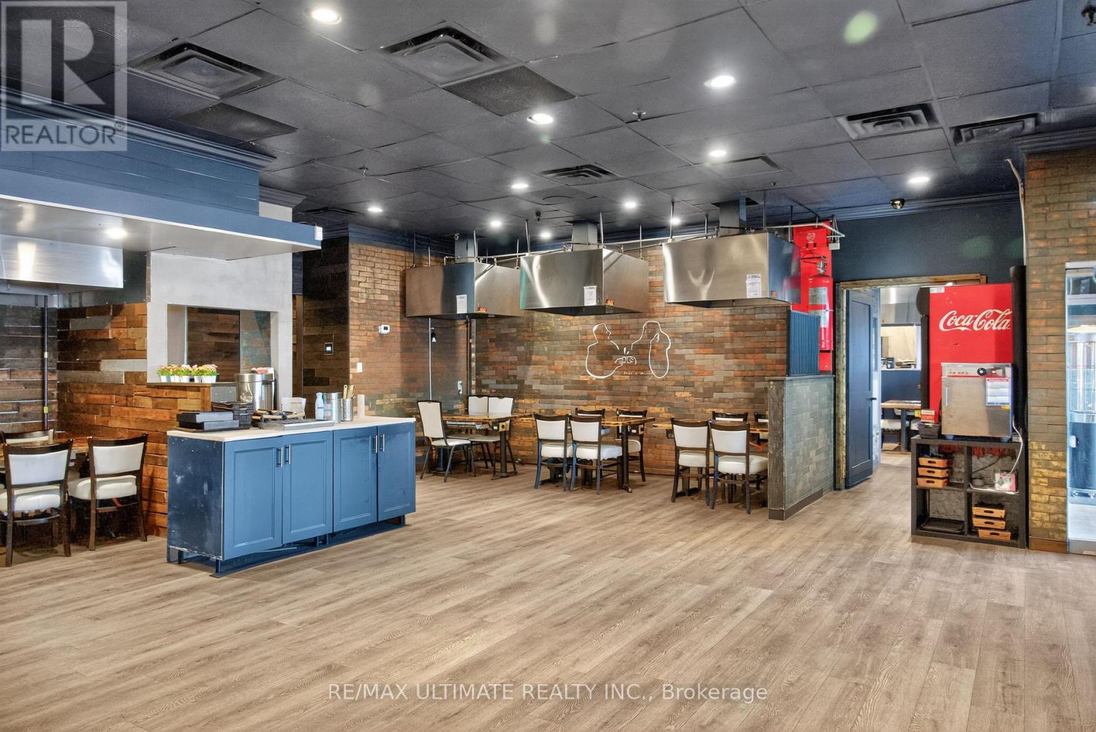 2A & 2B - 100 Steeles Avenue W, Vaughan, ON