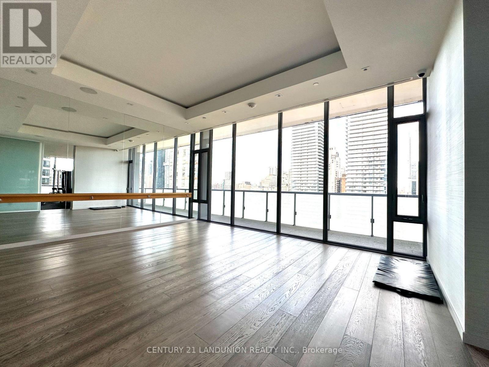 412 - 57 St. Joseph Street, Toronto, ON - Indoor Photo Showing Other Room