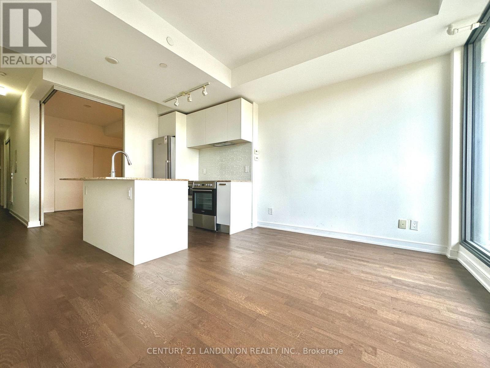 412 - 57 St. Joseph Street, Toronto, ON - Indoor Photo Showing Kitchen