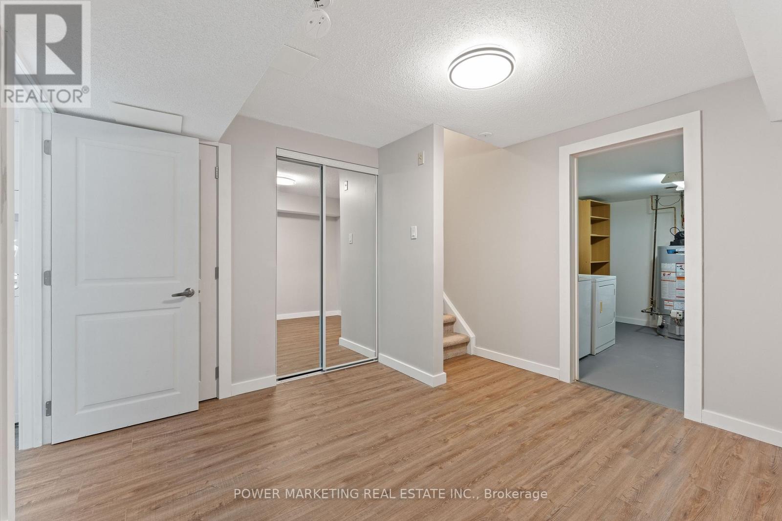 5722 Kemplane Court, Ottawa, ON - Indoor Photo Showing Other Room