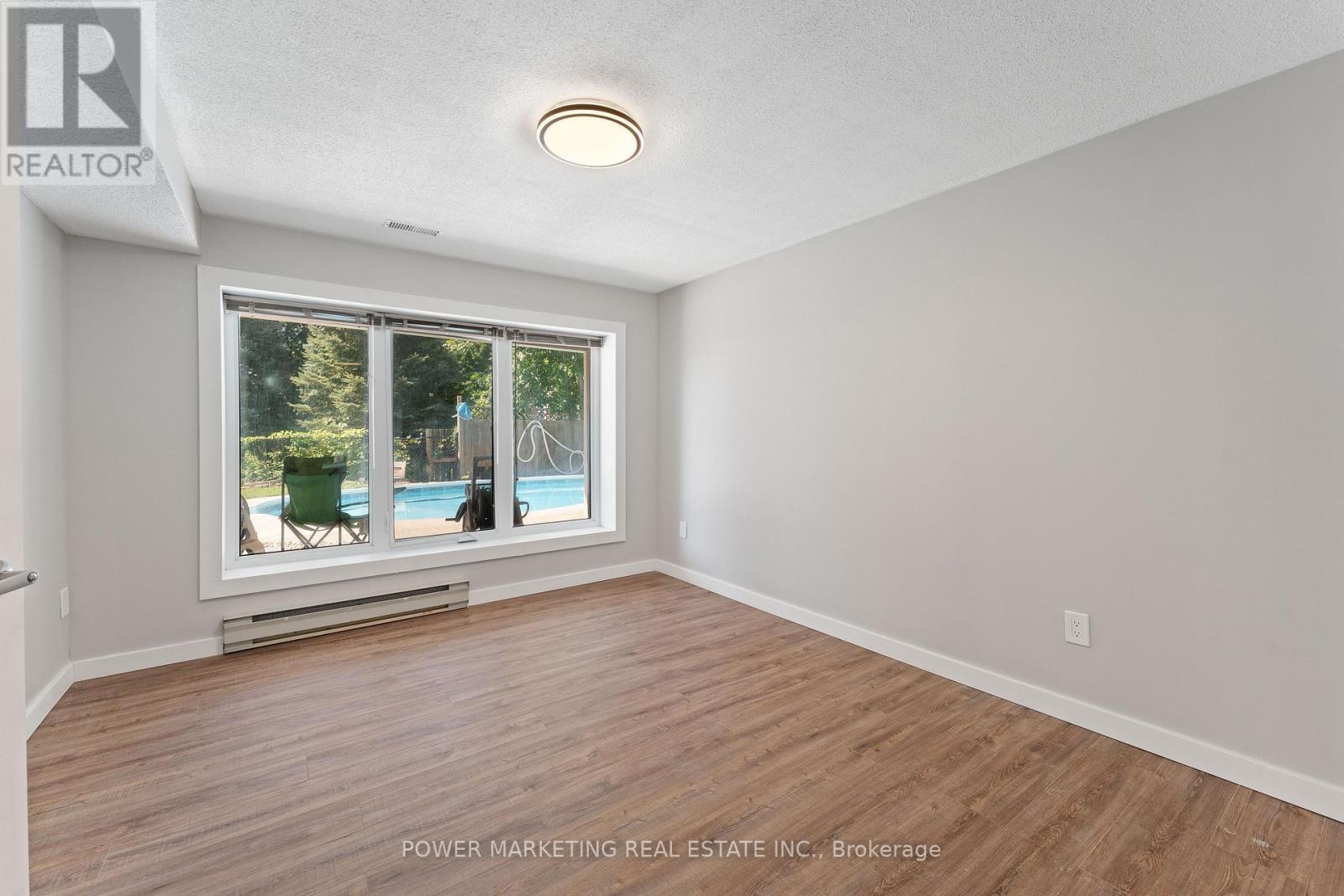 5722 Kemplane Court, Ottawa, ON - Indoor Photo Showing Other Room