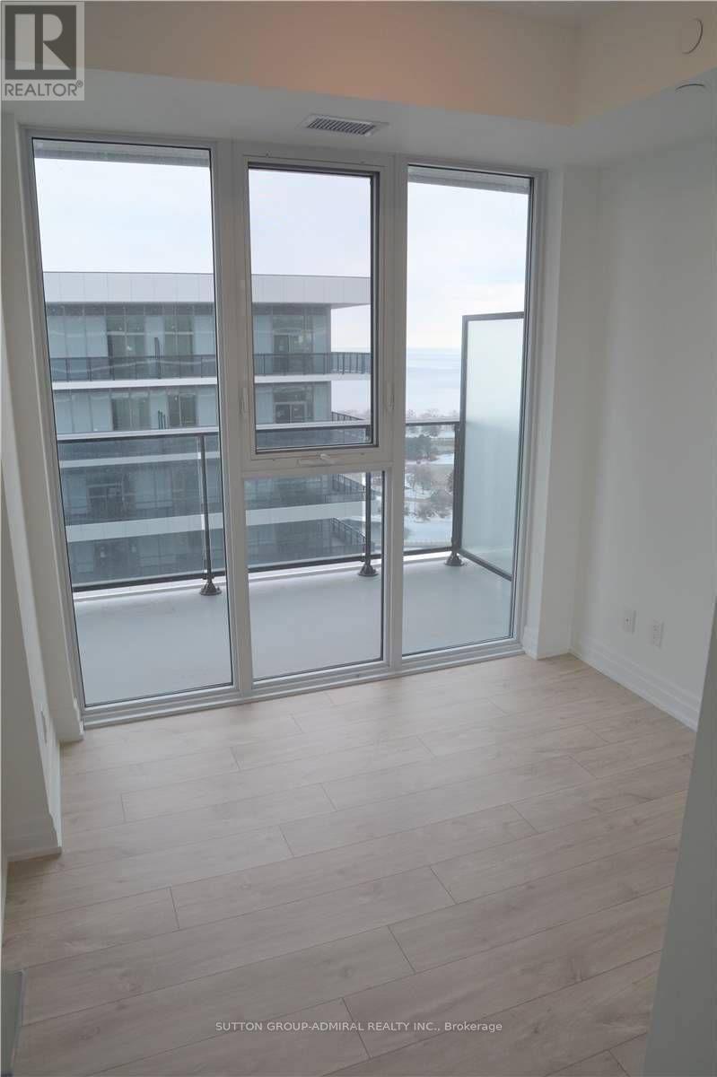 1704 - 70 Annie Craig Drive, Toronto, ON - Indoor Photo Showing Other Room