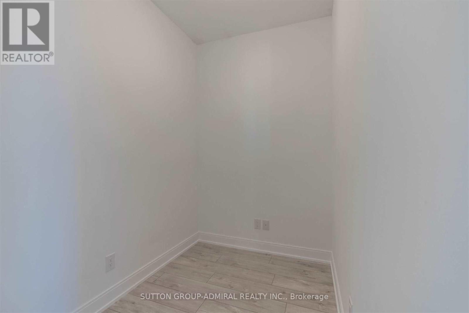 1704 - 70 Annie Craig Drive, Toronto, ON - Indoor Photo Showing Other Room