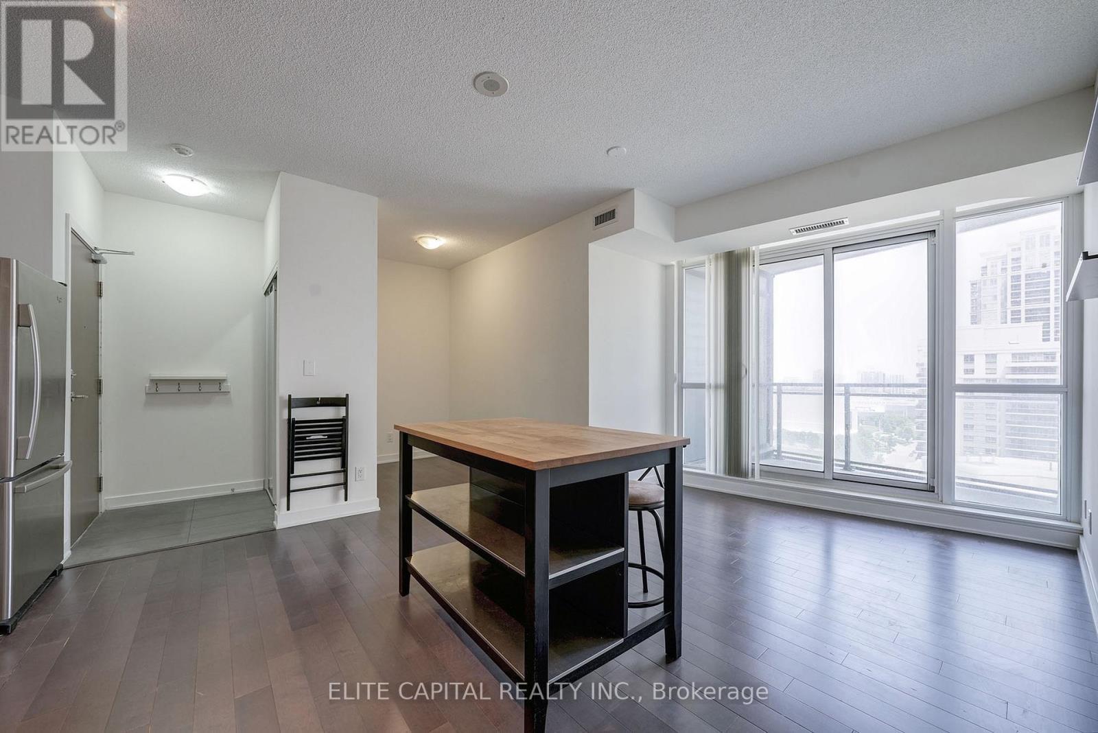 1409 - 4099 Brickstone Mews, Mississauga, ON - Indoor Photo Showing Other Room