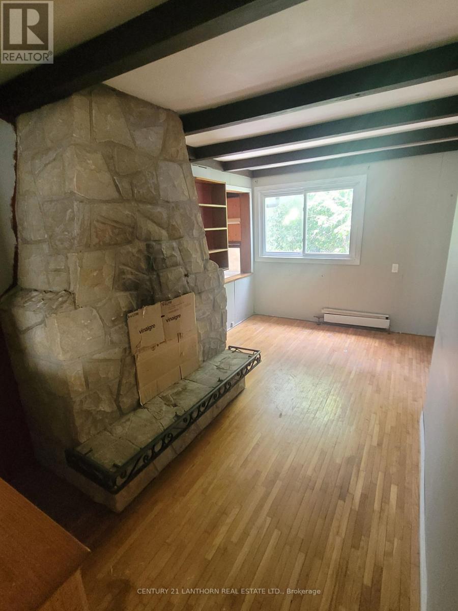 86 - 88 West Street W, Greater Napanee (Greater Napanee), ON - Indoor