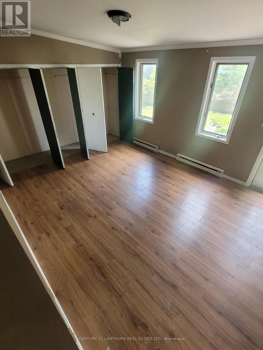 86 - 88 West Street W, Greater Napanee (Greater Napanee), ON - Indoor Photo Showing Other Room