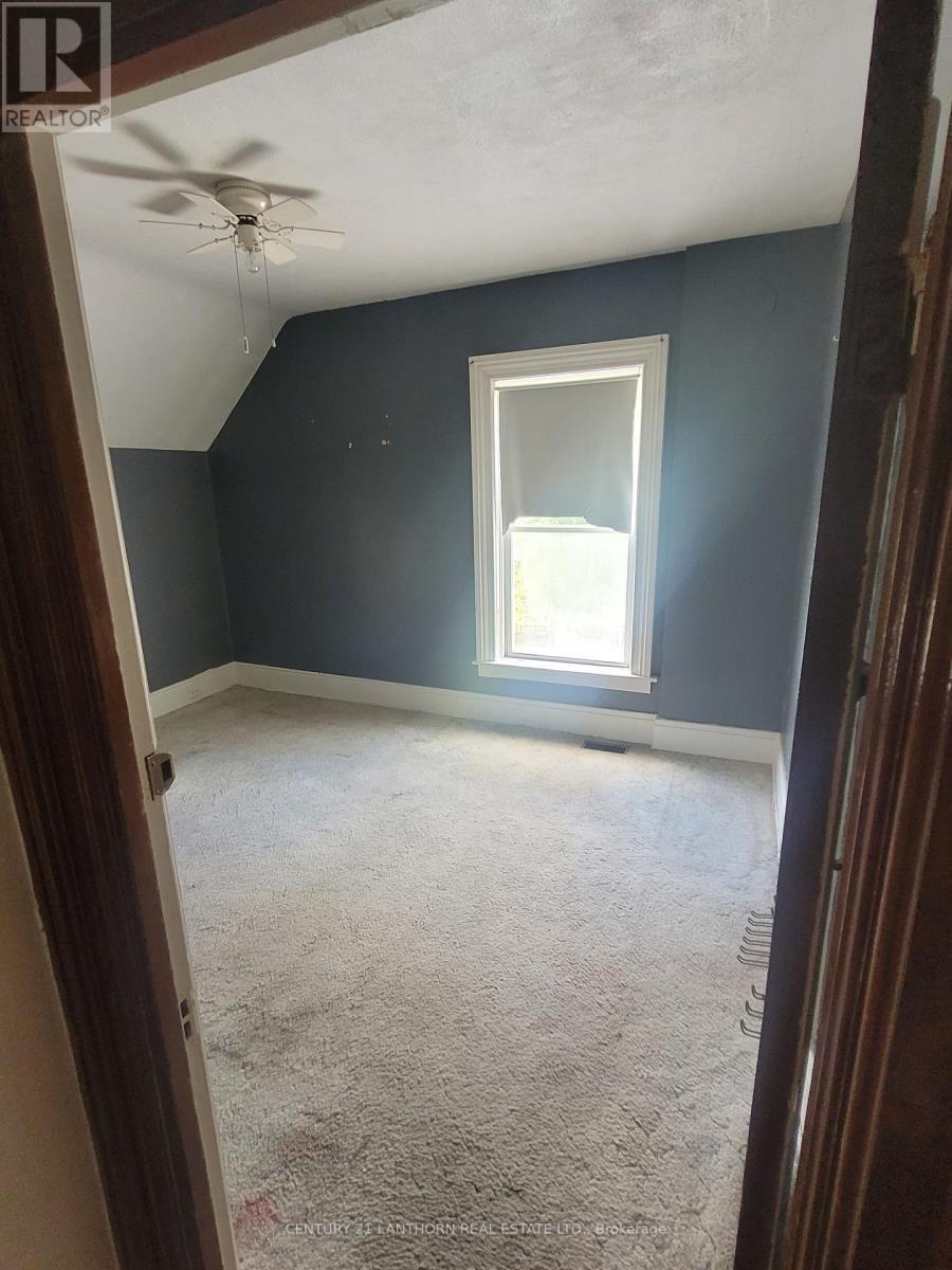 86 - 88 West Street W, Greater Napanee (Greater Napanee), ON - Indoor Photo Showing Other Room