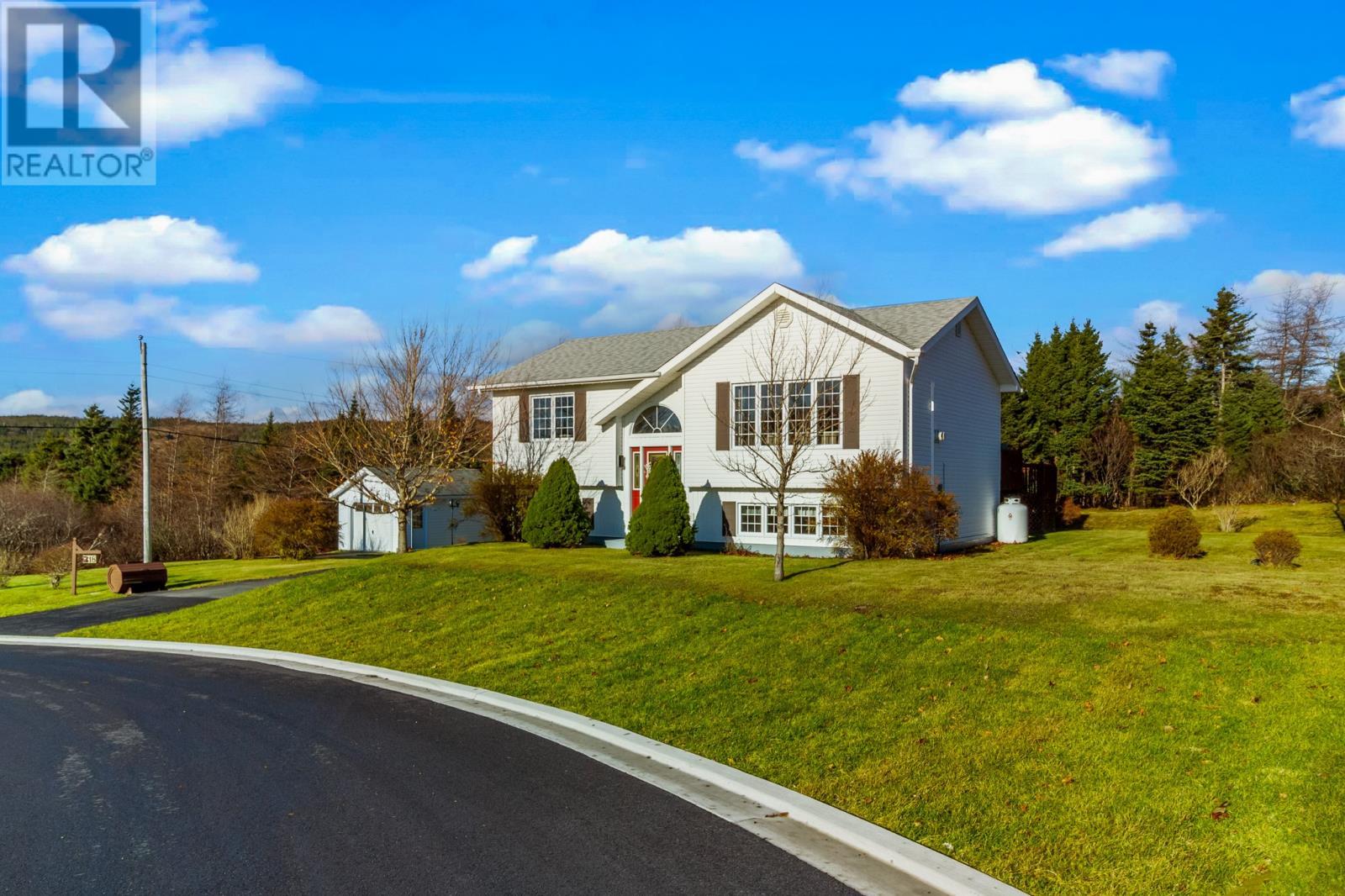 18 Shaheen Crescent, Come By Chance, NL - Outdoor