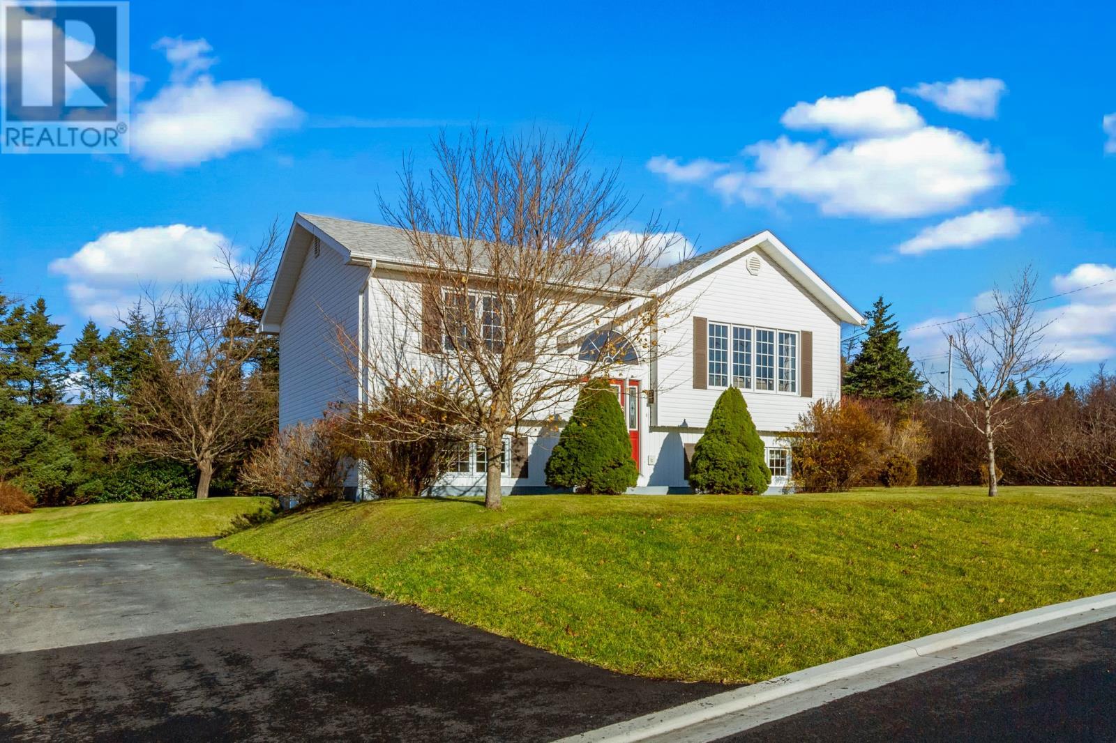 18 Shaheen Crescent, Come By Chance, NL - Outdoor