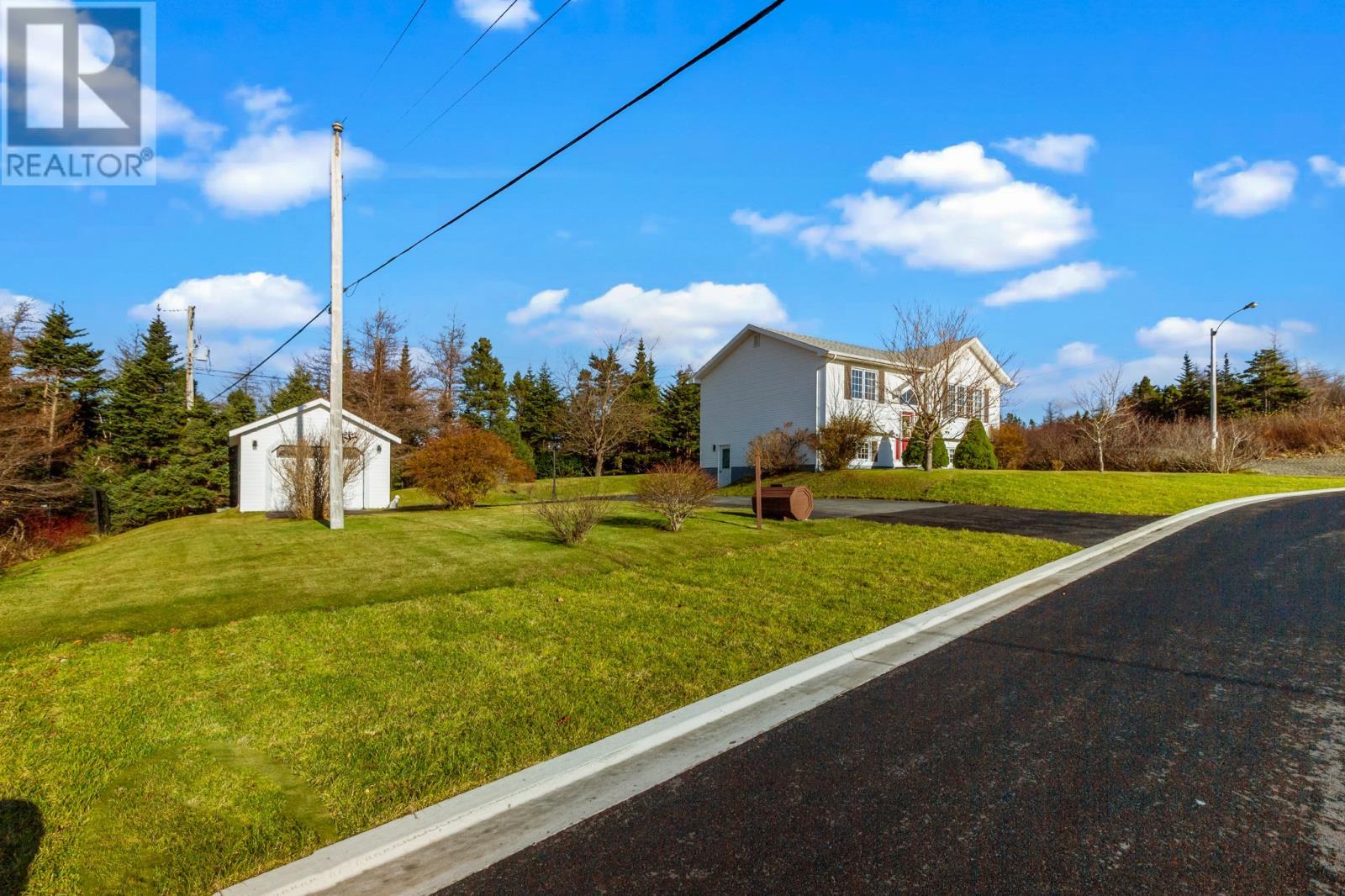 18 Shaheen Crescent, Come By Chance, NL - Outdoor