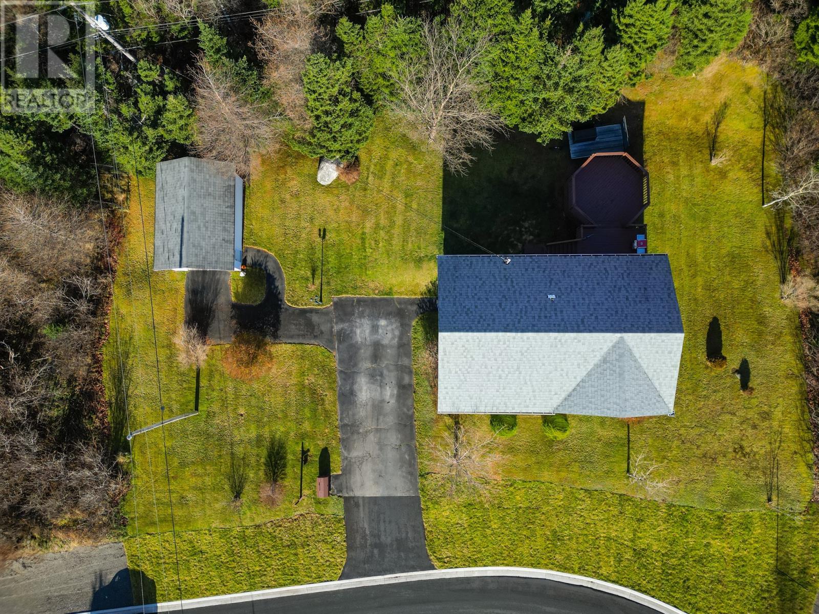 18 Shaheen Crescent, Come By Chance, NL - Outdoor