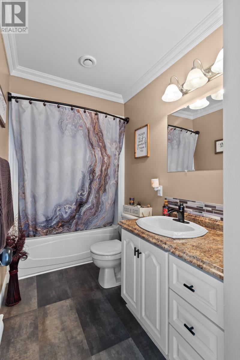18 Shaheen Crescent, Come By Chance, NL - Indoor Photo Showing Bathroom