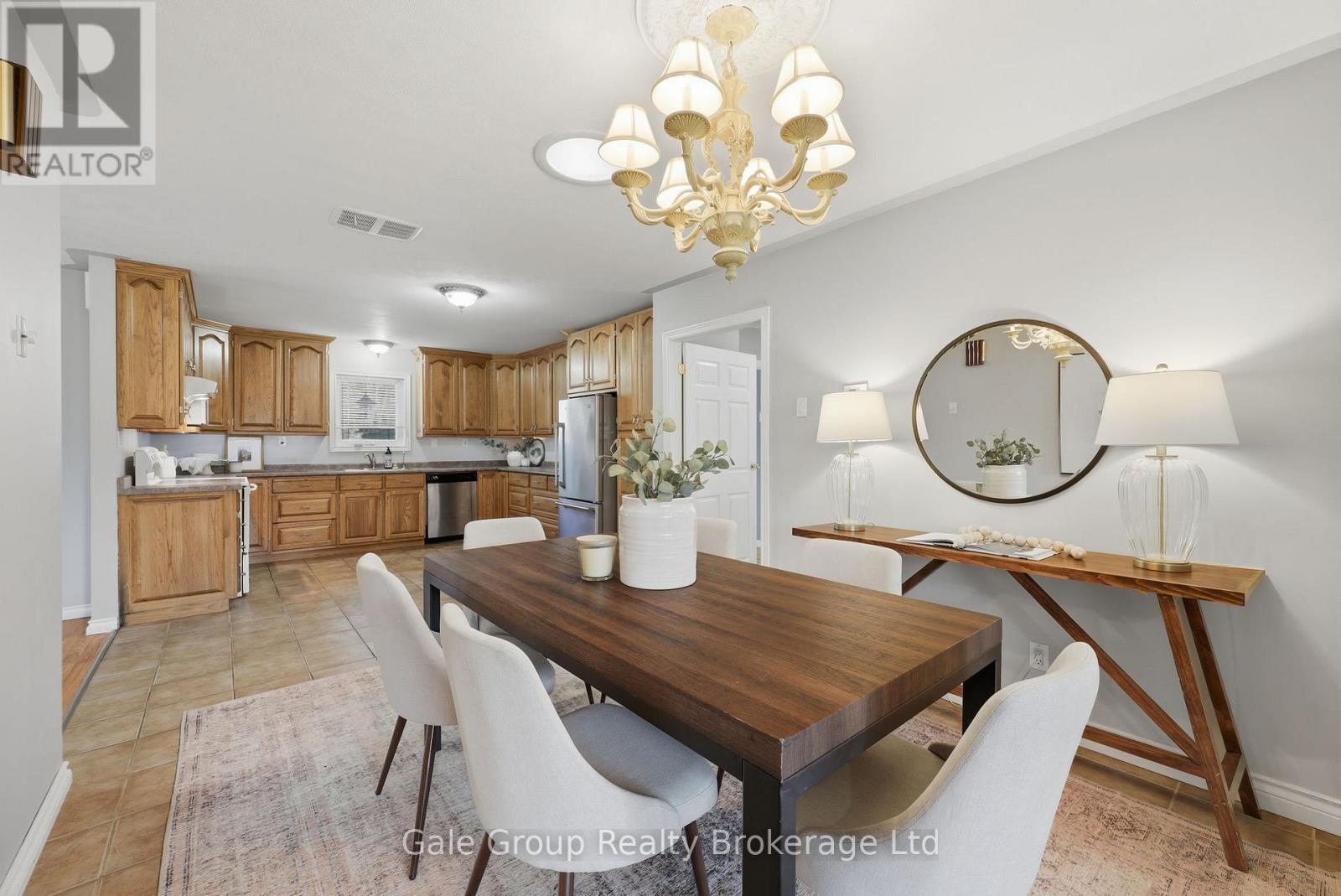 12615 Bay-Nor Boundary Road, Bayham, ON - Indoor Photo Showing Dining Room