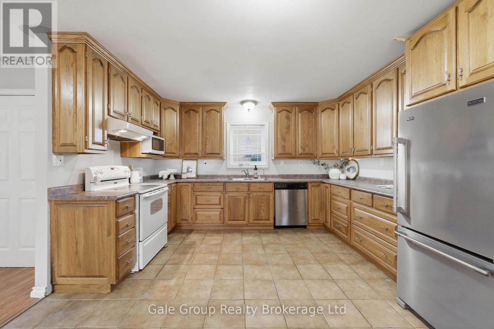 12615 Bay-Nor Boundary Road, Bayham, ON - Indoor Photo Showing Kitchen