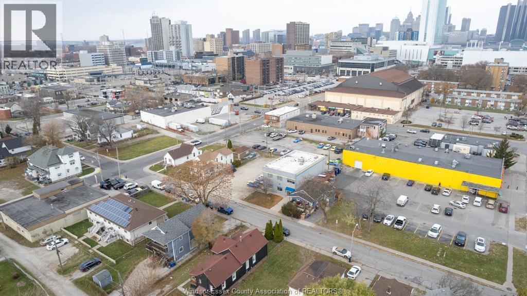 350 Tuscarora / 634 Mcdougall, Windsor, ON