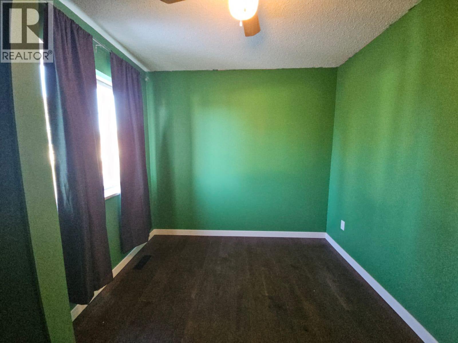 116 Birch Avenue, Tumbler Ridge, BC - Indoor Photo Showing Other Room