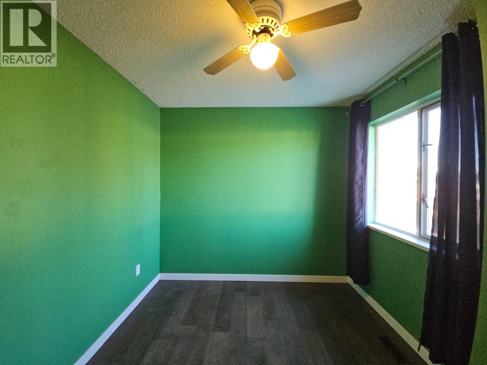 116 Birch Avenue, Tumbler Ridge, BC - Indoor Photo Showing Other Room