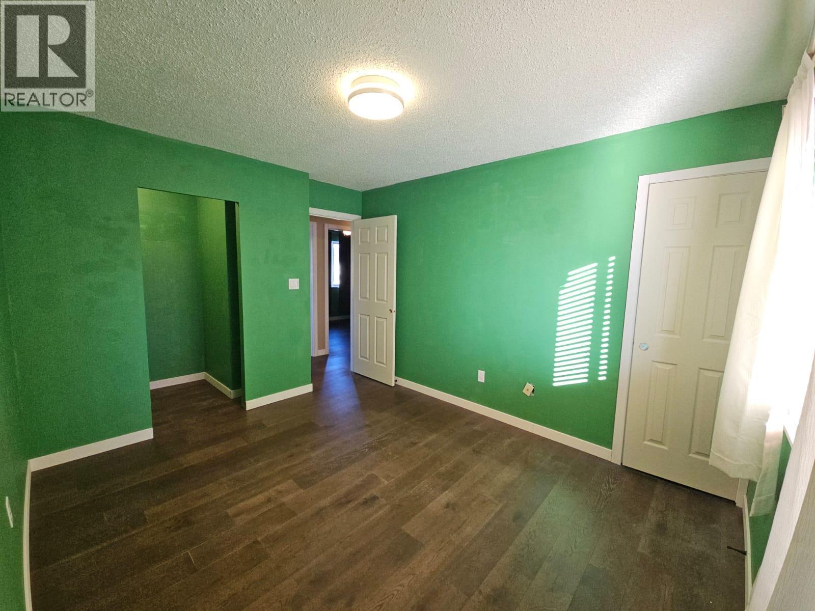 116 Birch Avenue, Tumbler Ridge, BC - Indoor Photo Showing Other Room