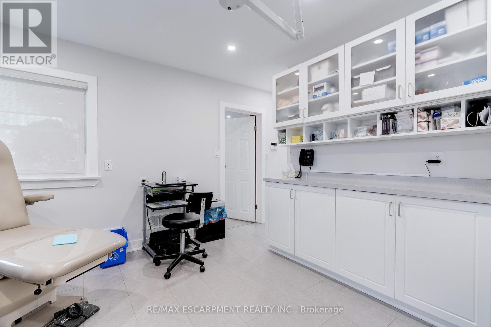 2409 Walker'S Line, Burlington, ON