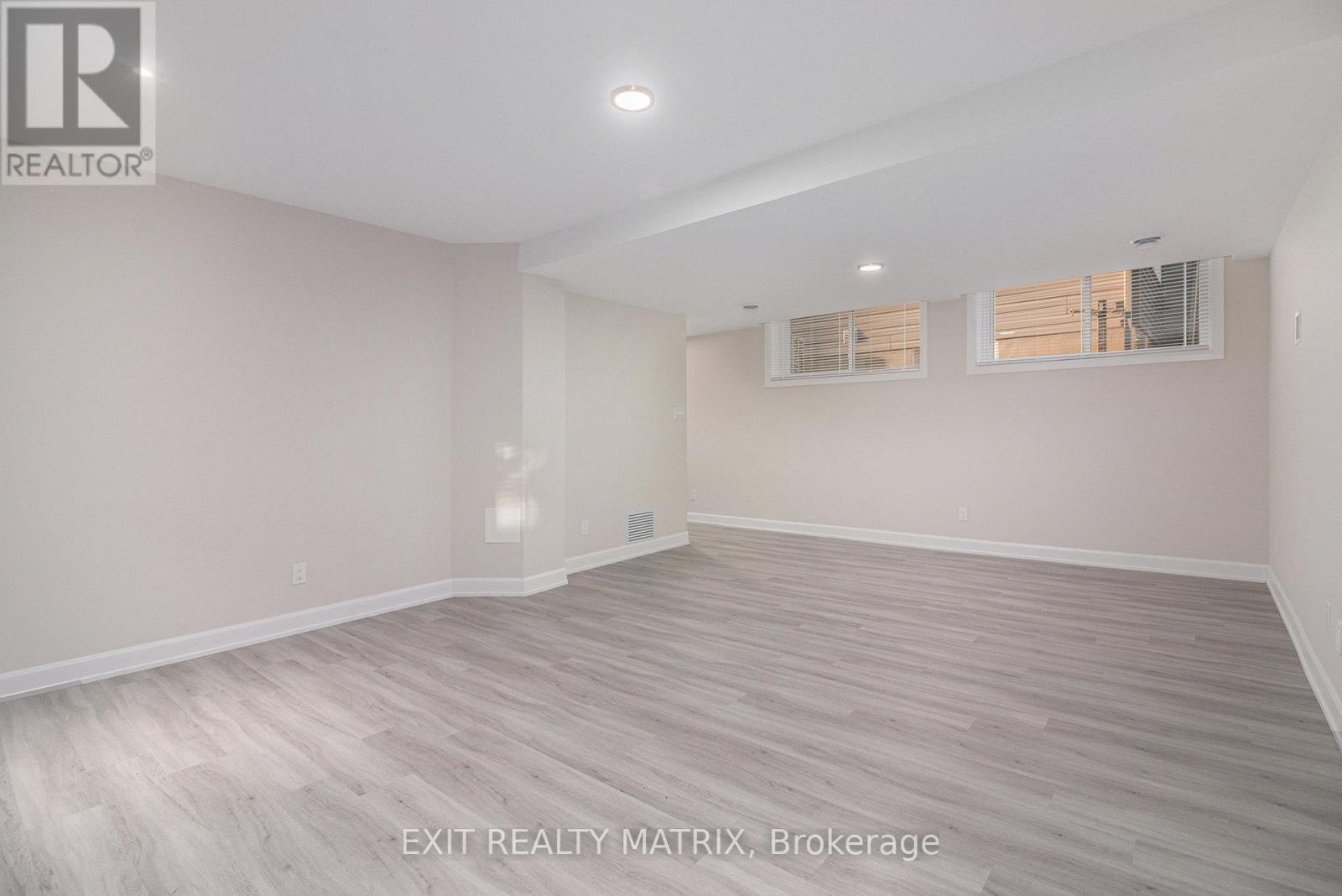 1208 Montblanc Crescent, Russell, ON - Indoor Photo Showing Other Room