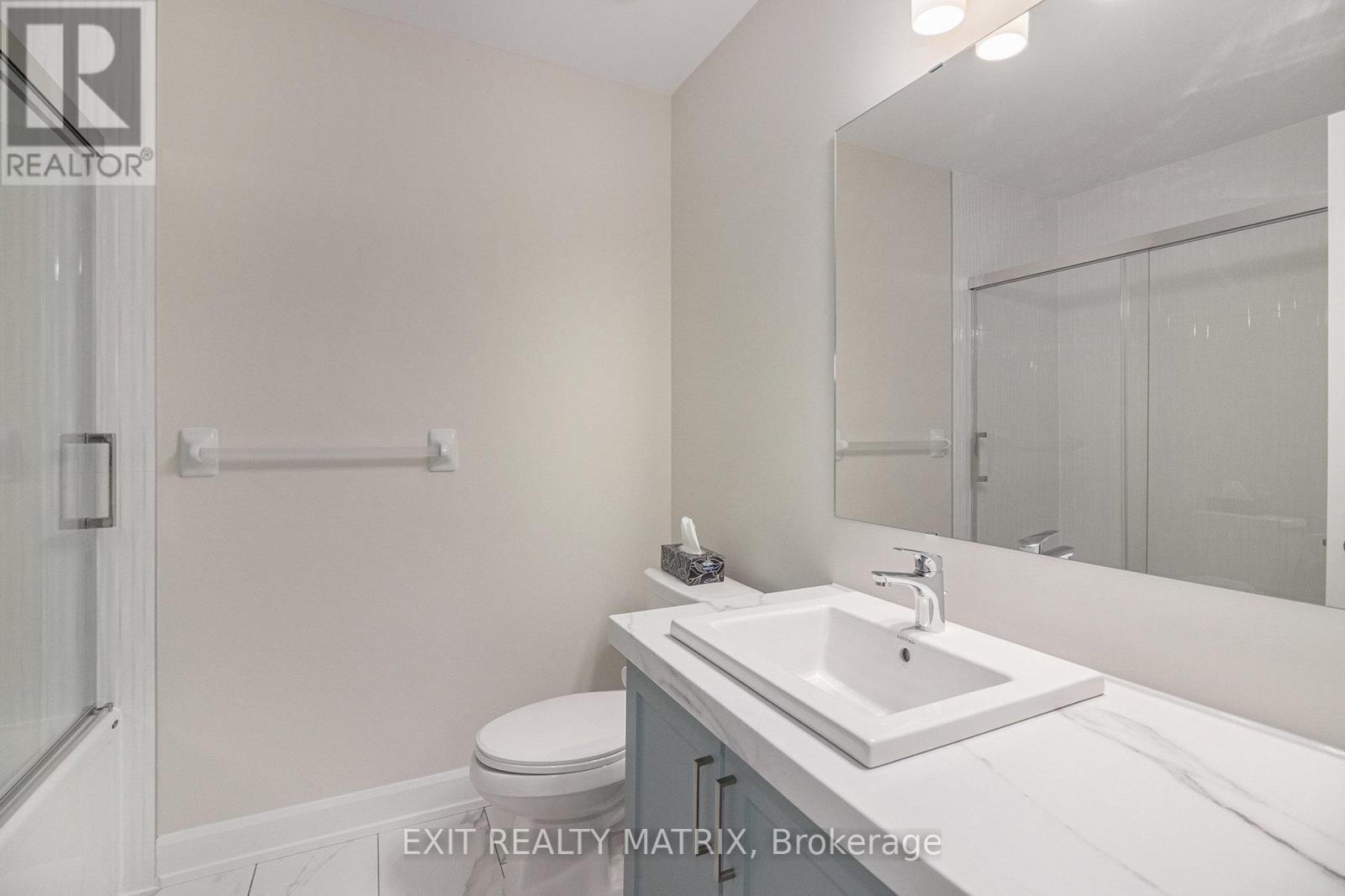 1208 Montblanc Crescent, Russell, ON - Indoor Photo Showing Bathroom